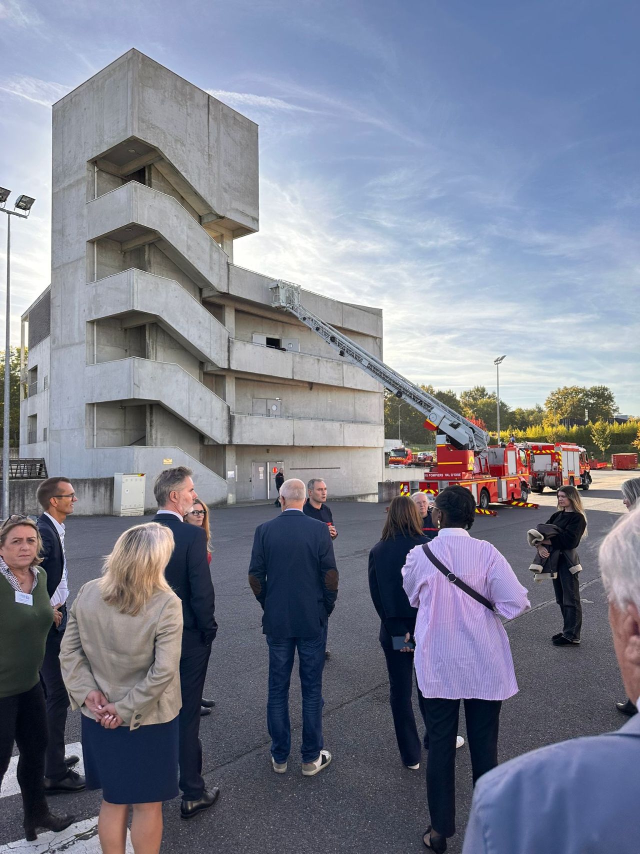 1759909859948 1759909859948