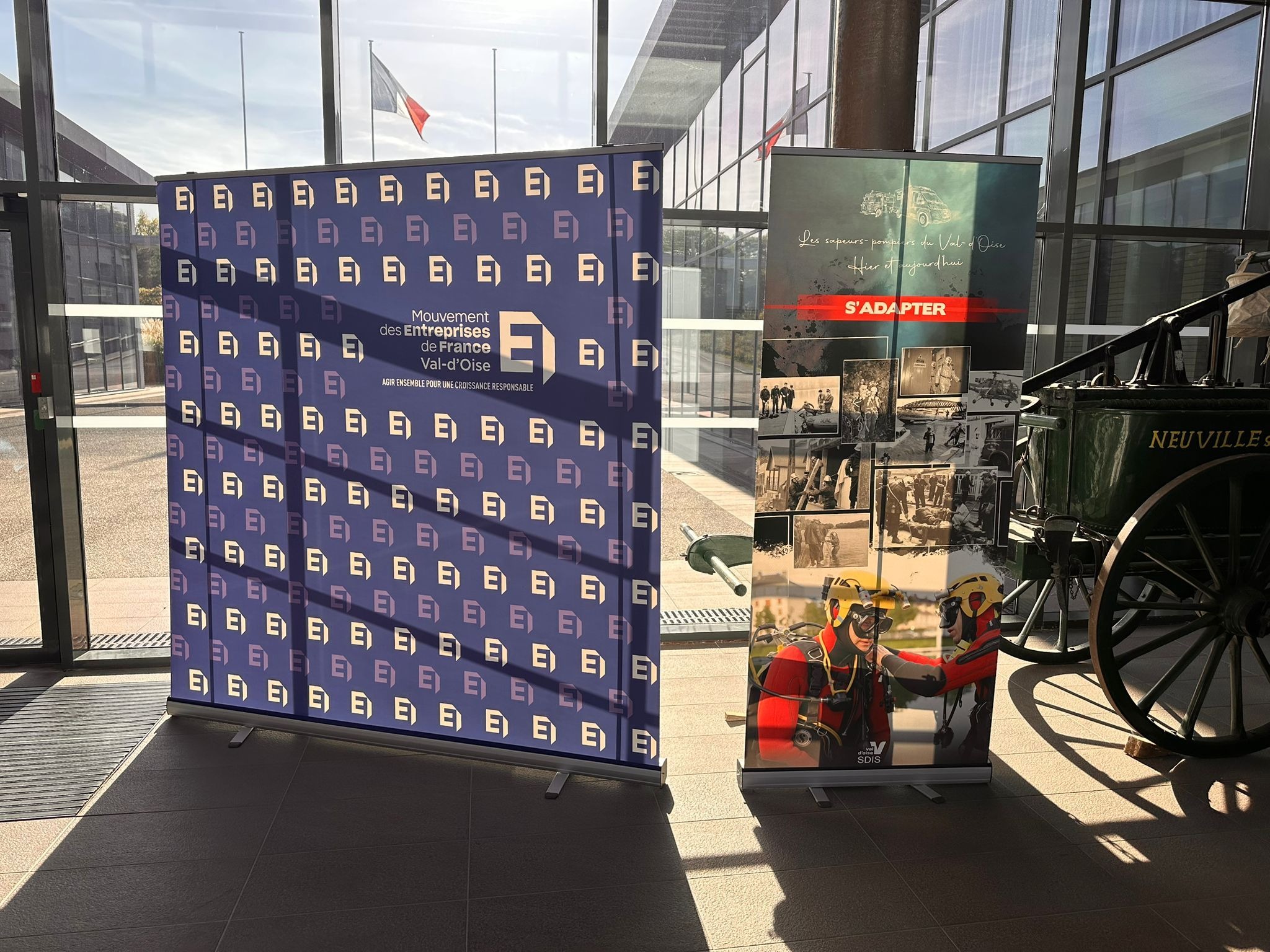 imgi_1_1759909860069 imgi_1_1759909860069