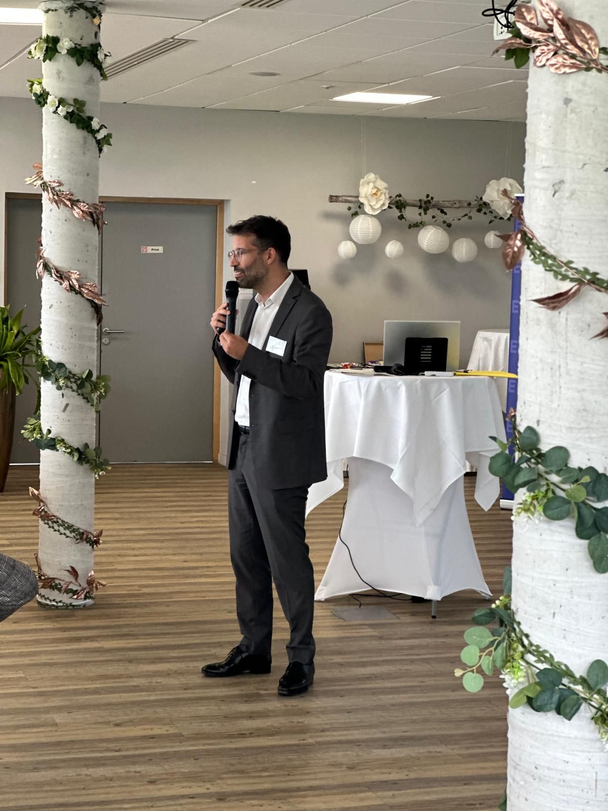 1760942825769 1760942825769